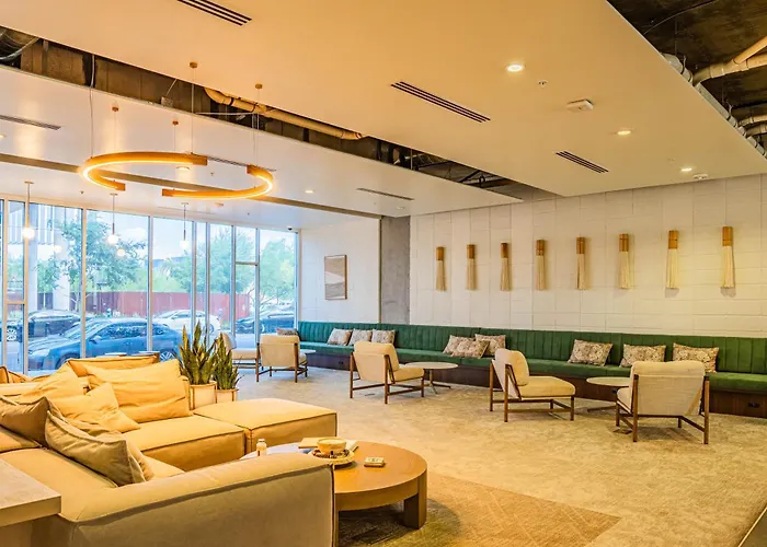 Desirable 2bd - Dt, Gym, Pool, Parking Sleep8 Apartment Phoenix