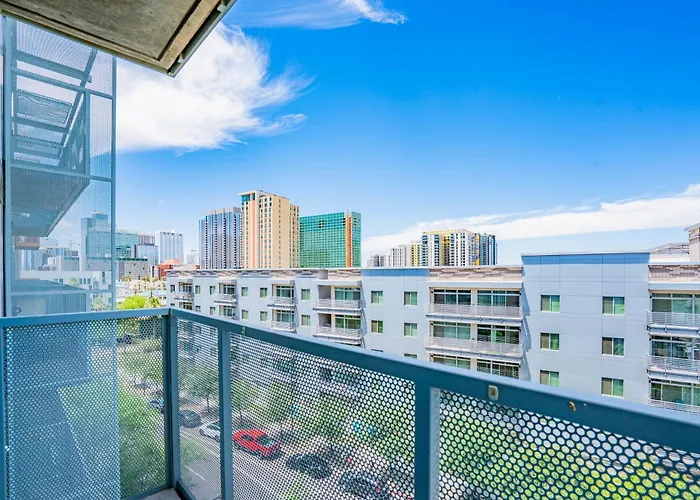 Desirable 2bd - Dt, Gym, Pool, Parking Sleep8 Apartment Phoenix